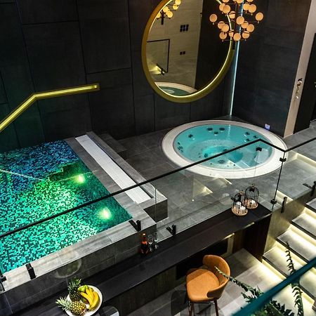 Marconio Wellness Private Pool & Spa - City Center 베오그라드 외부 사진