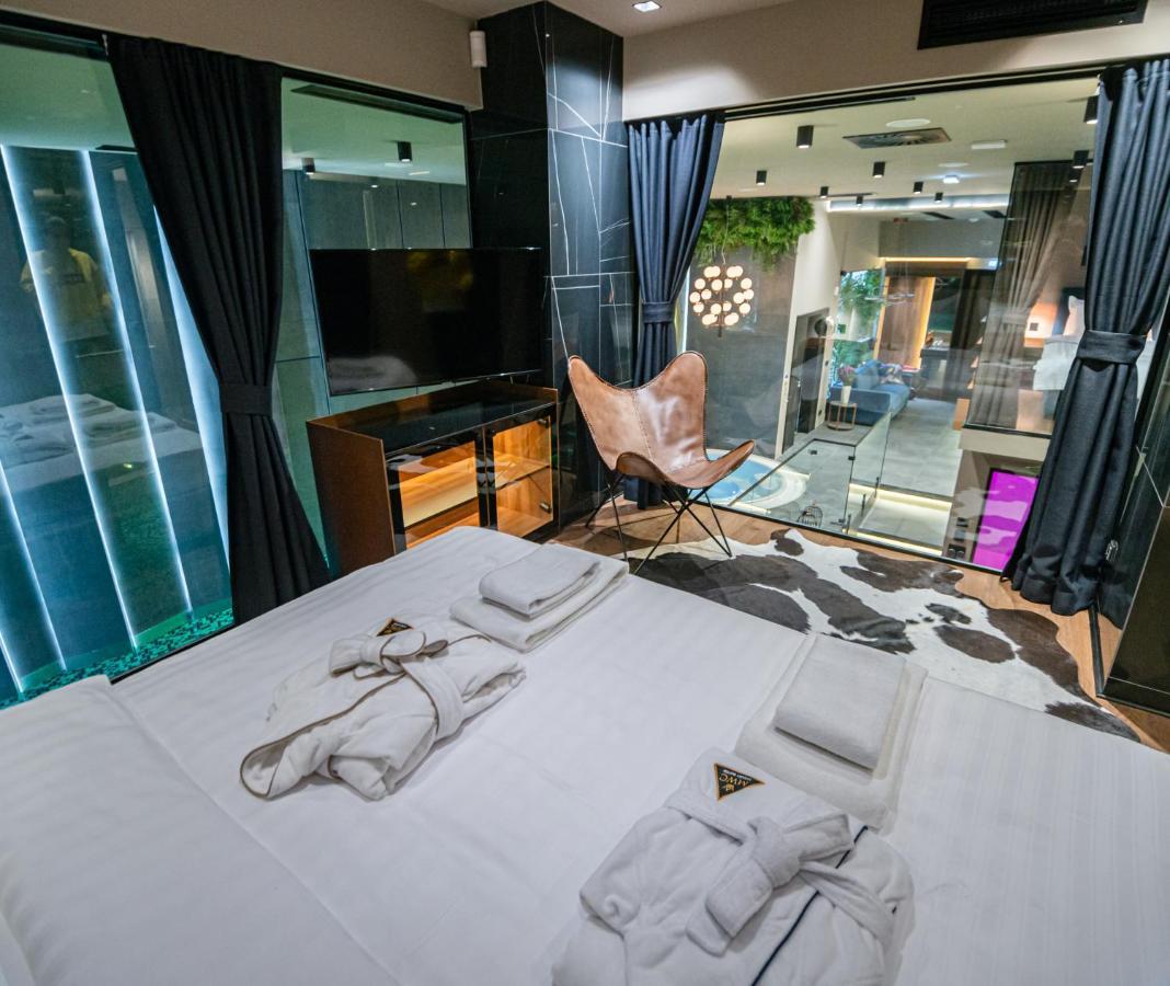 Marconio Wellness Private Pool & Spa - City Center 베오그라드 외부 사진