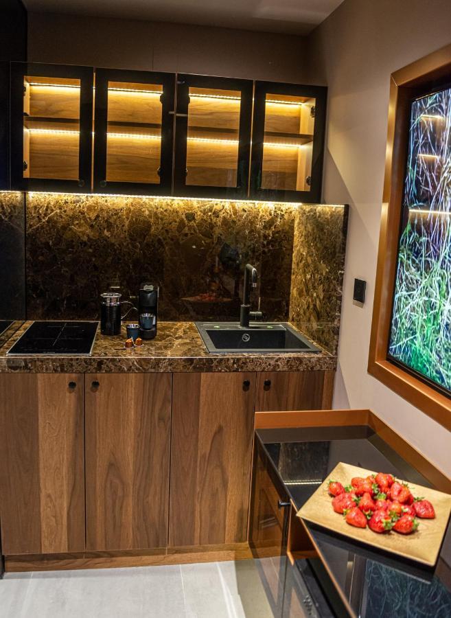 Marconio Wellness Private Pool & Spa - City Center 베오그라드 외부 사진