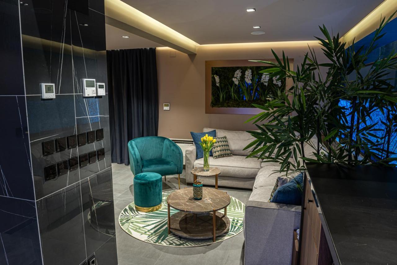 Marconio Wellness Private Pool & Spa - City Center 베오그라드 외부 사진