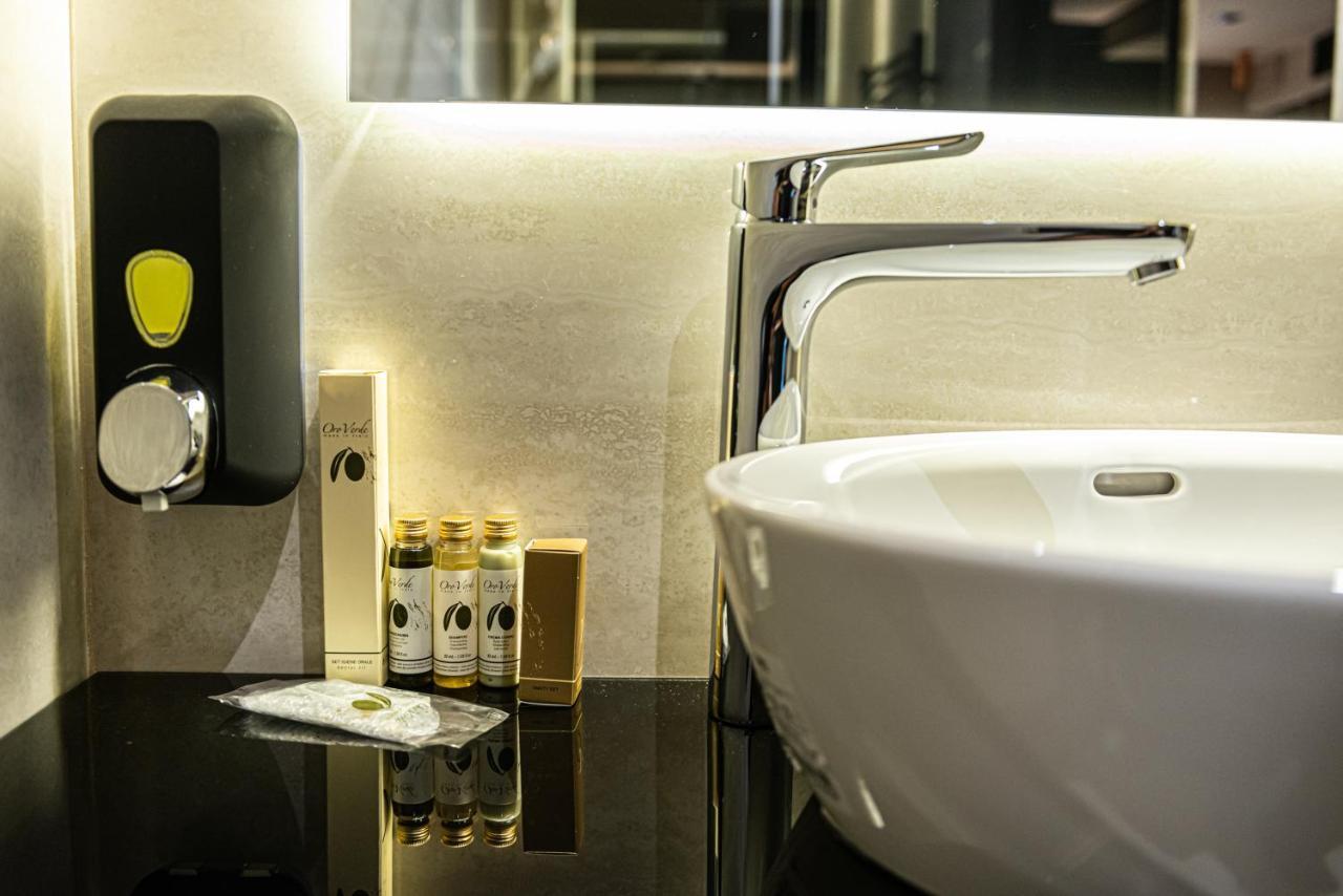 Marconio Wellness Private Pool & Spa - City Center 베오그라드 외부 사진